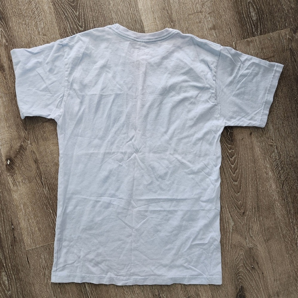 YETI Men Light Blue Graphic T-Shirt Wildly Stronger Keep Ice Longer Logo Medium - Picture 4 of 4